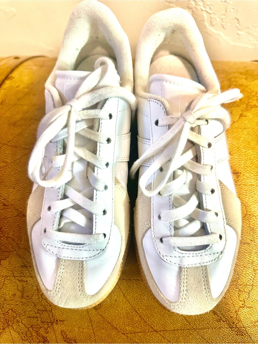 Men’s Adidas BW Army White and Cream Athletic Shoes